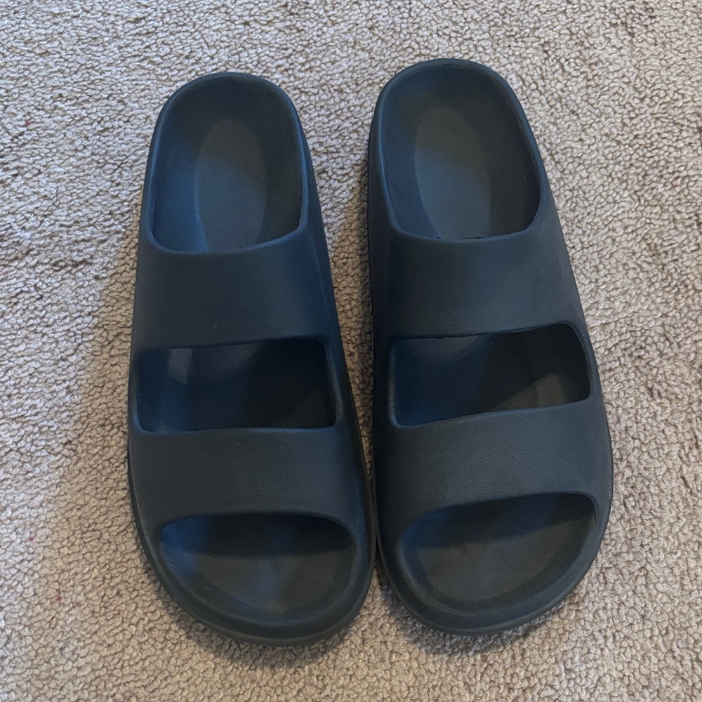 Aerie Black Embossed Slide Sandals